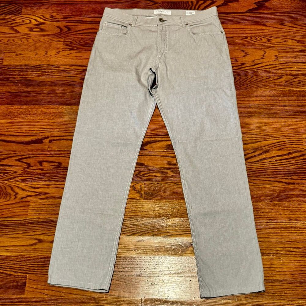 Brax Cooper Fancy light gray 5 Pocket Pants. Size 34.